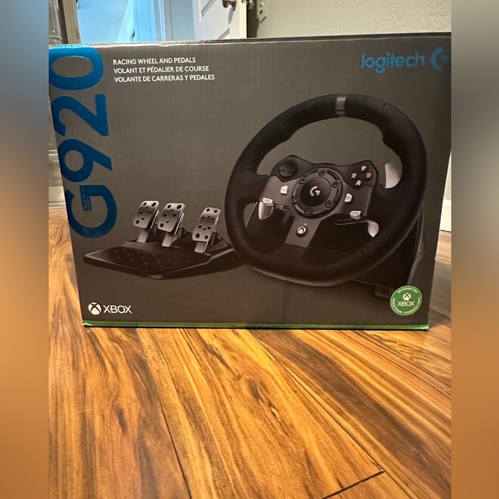 G920 Xbox Steering Wheel and Pedals , plus shifter!